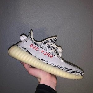 Yezzy 350 “zebras”